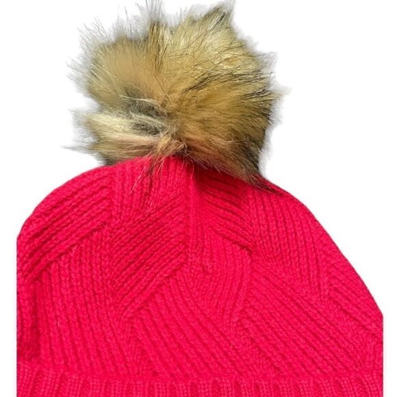 Red Cashmere Knit Faux Fur Pom Pom Beanie Hat By Nordstrom NWT - Picture 5 of 8